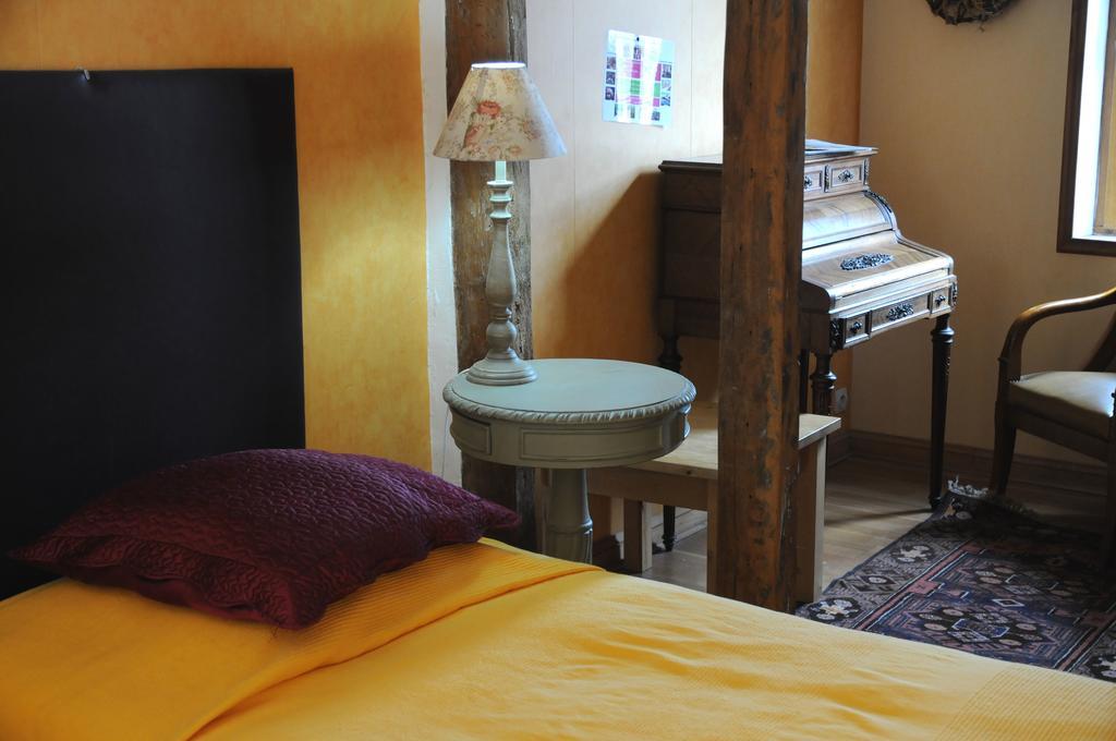 Domaine Borgnat Bed and Breakfast Escolives-Sainte-Camille Kamer foto